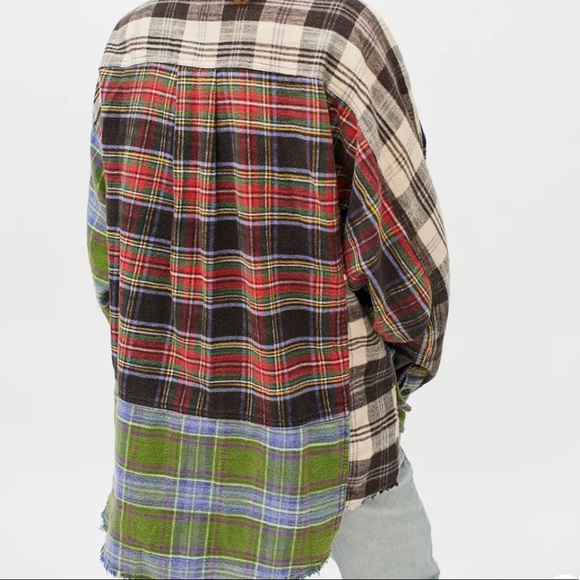 Urban Outfitters Plaid Flannel Oversize Button Down Shirt NEW - Picture 3 of 4